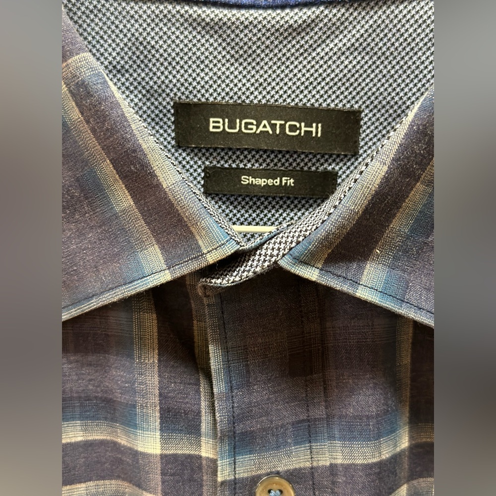 BUGATCHI Designer Shirt Blues Check Pattern. 17 1/2 X 37 Shaped Fit 100% Cotton